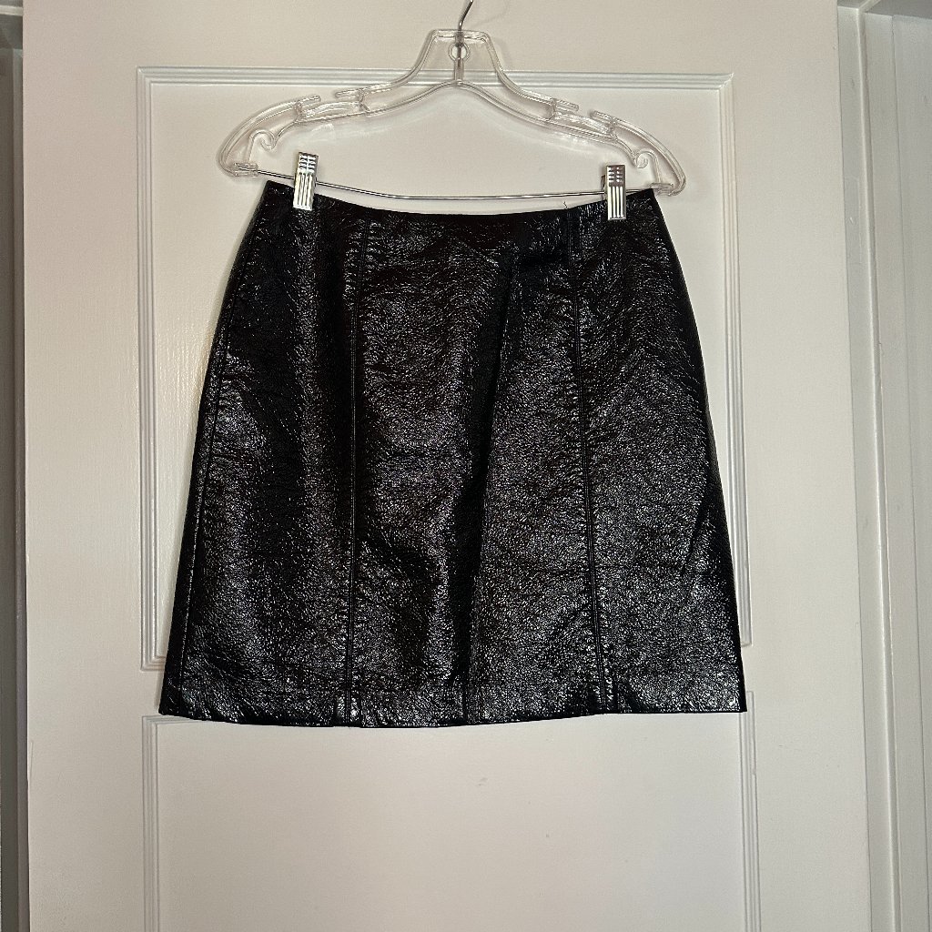Black Mini Shinny Skirt - Size 8